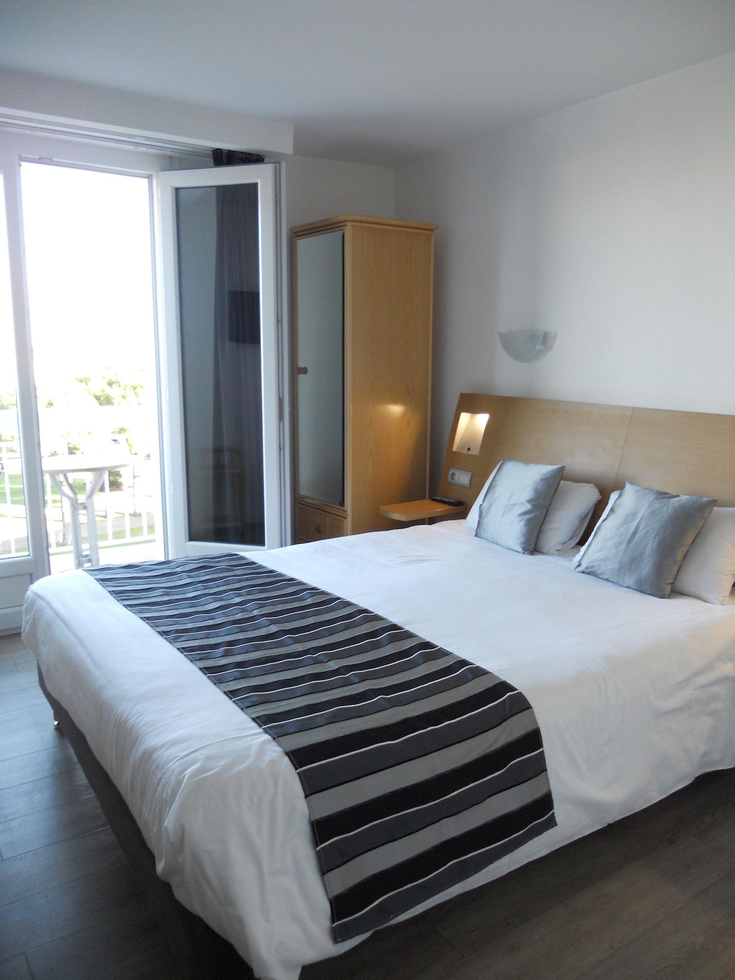 Brit Hotel Hermitage Royan Exterior foto