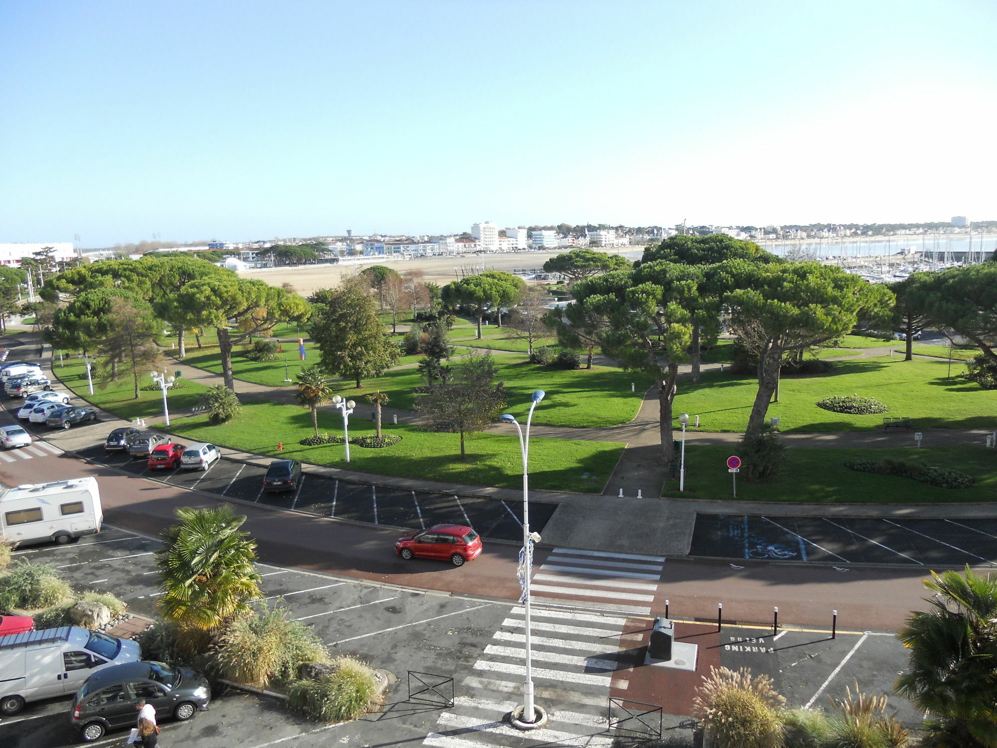 Brit Hotel Hermitage Royan Exterior foto